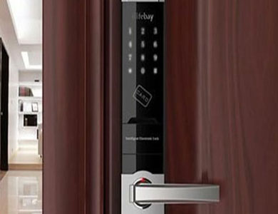 顺平24小时上门开锁公司